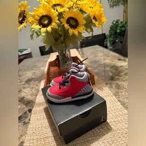 Jordan’s boys size 8c